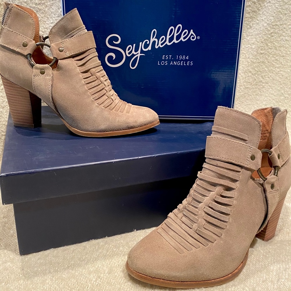 Seychelles Impossible Sand Suede Leather Booties